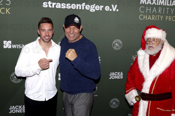 Ramon Roselly, Axel Schulz. Charity Celebrity Pack 2025 campaign for street sweeps e.V. at Bikini