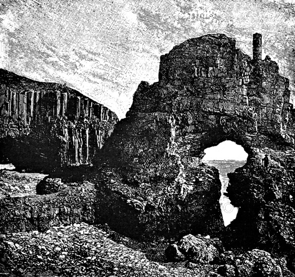 Basalt columns on the coast of Scotland, basalt columns, alkaline effusion rock, formation, Great
