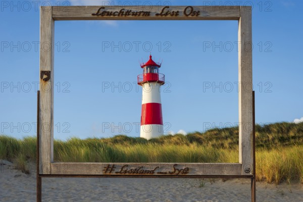 Selfie spot at Lister lighthouse on Ellenbogen, morning light, morning mood, dune, North Sea