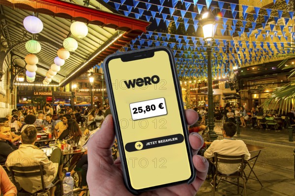 Symbolic image, photo montage, about the European WERO payment service, currently you can only send