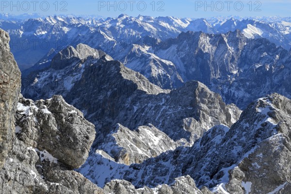 View of the Wetterstein Mountains from the mountain station of the Zugspitz cable car (2962 m),