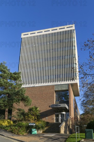 The Physics building, Streatham Campus, University of Exeter, Exeter, Devon, England, UK architect