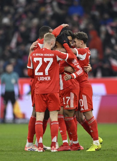 Goal cheers Konrad Laimer FC Bayern Munich FCB (27) Jonathan Tah FC Bayern Munich FCB (04) Michael