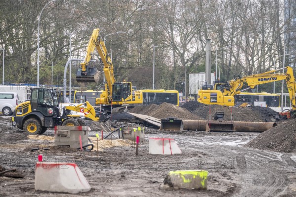 Large construction site in the city center of Essen, the large intersection of Hollesstraße and
