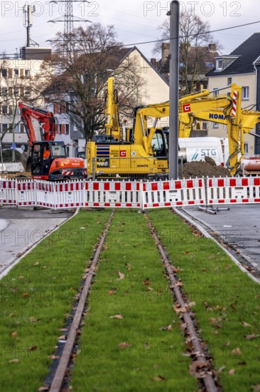 Large construction site in the city center of Essen, the large intersection of Hollesstraße and