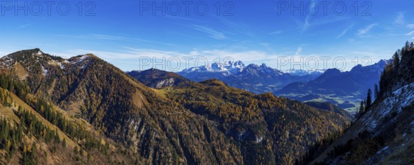 View from Trattberg Alm to Alpbichlalm and Dachstein Massif, Autumn, Osterhorn Group,