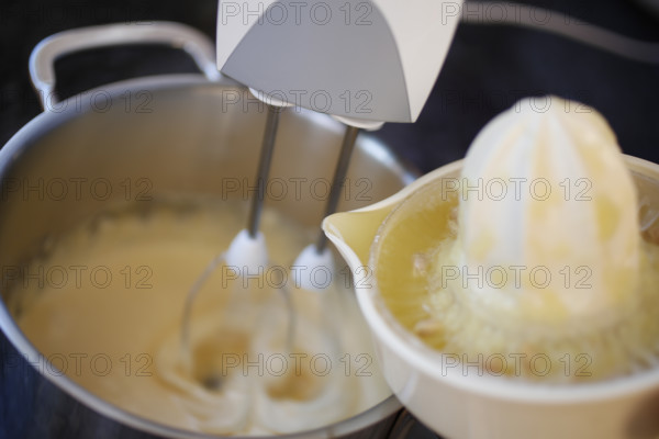 Swabian cuisine, preparation mass for oven slippery, sweet main course or dessert, dessert, typical