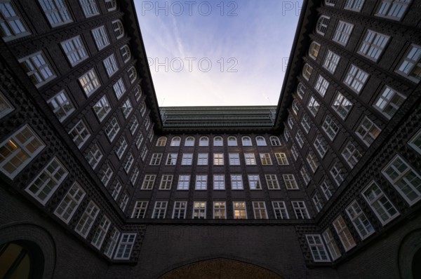 Chilehaus, Kontorhaus, brick expressionism, Kontorhausviertel, Free and Hanseatic City of Hamburg,