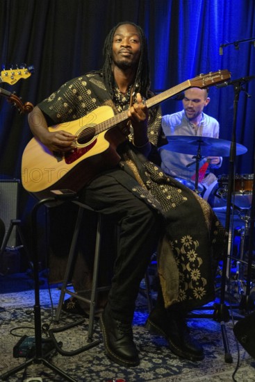 KABUMBAYI JOH, singer, producer and multi-instrumentalist, Congo, KABUMBAYI JOH & band, African