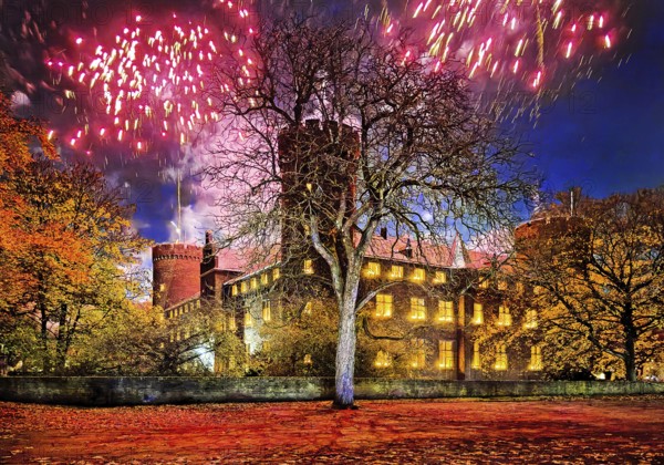 Big fireworks from the towers of Kurcölnischer Castle to Martin's procession in the evening, Old