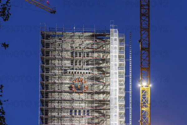 Bonatz building with station tower. Construction work for Stuttgart 21 at the main train station in