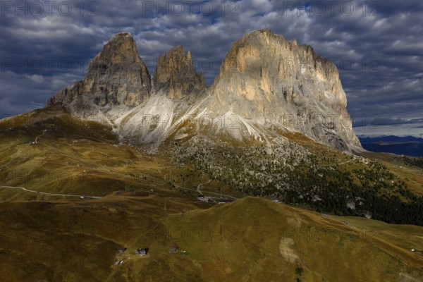 Mountain landscape, steep mountains, morning light, cloud atmosphere, autumn, Sella Pass, view of