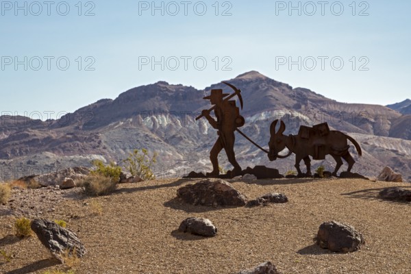 Beatty, Nevada - Art is the attraction in Rhyolite, a town that boomed briefly after gold was