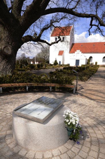 The grave of the love couple Danish circus artist Elvira Madigan or Hedvig Jensen and Swedish