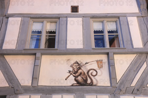 Half-timbered house, historic façade of the house, No. 1, city of Heideck in the district of Roth,