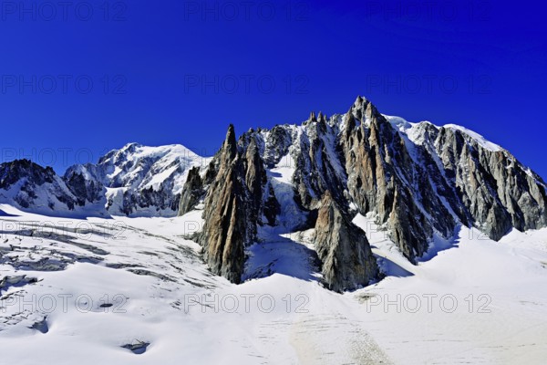 View of the mountains from the Télécabine Panorama Railway, Mont Blanc, Le Mont Blanc du Tacul, in