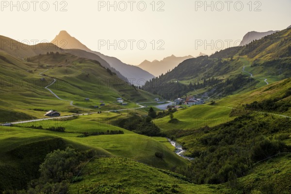 Mountain landscape, sunrise, Hochtannbergpass, Biberkopf, Warth, Bregenzerwald, Vorarlberg, Alps,