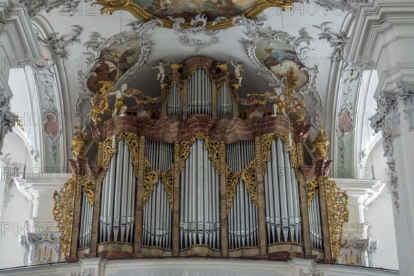 St. George and James Catholic Church, interior view, organ, Isny, Allgäu, Baden-Württemberg,