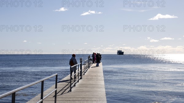 Jetty on the south beach in sunny autumn weather, Fehmarn island, 18.10.2025, Fehmarn,