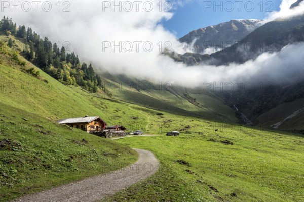 Dietersbachtal valley closure, left Alpe Dietersbach, Nebelschwanden hanging in the valley,