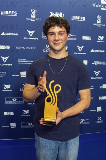 Carlo Krammling - Best Young Actor Award, DEUTSCHER SCHAUSPIELPREIS 2025, Red Carpet at PULLMAN