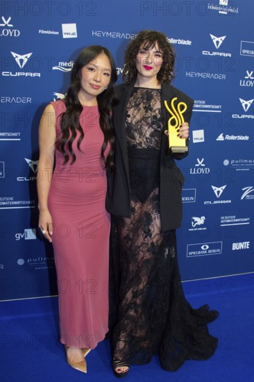 Seyneb Saleh - Award winner Episodic role in Uncivillised - Nine Eleven, with laudator Trang Le