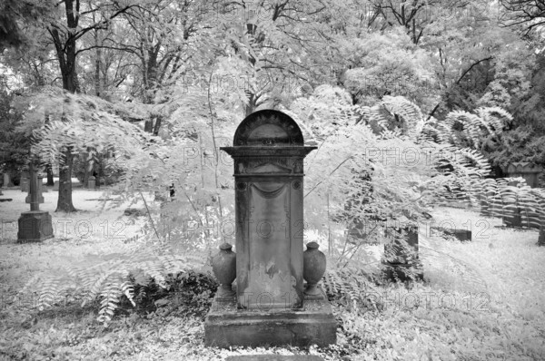 Gravestone, grave, graves, black and white, infrared image, Hoppenlauf cemetery, oldest preserved