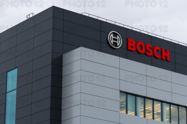 Modern building with Bosch logo, grey-blue architecture and large windows, Waiblingen,