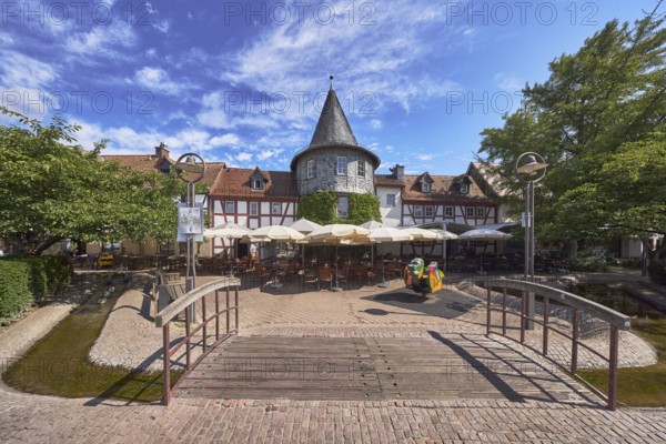 Fachwerkhäuser, Turm, Häuserzeile, Fußgängerbrücke, Holzbrücke, hölzern, Altstadt, historische