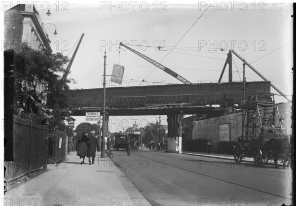 Construction or repair work on railway bridge, Finchley Road, Golders Green, London, England, UK