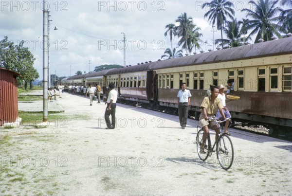 Train at platform Malaysian railways, Tapah Road railway station, Perak, Malaya, Malaysia, south