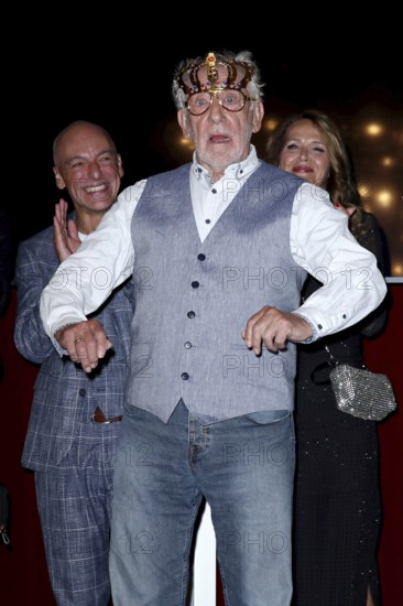 Dieter Hallervorden (foreground) - Premiere Der eingebildet Kranke after The Imaginary Invalid by