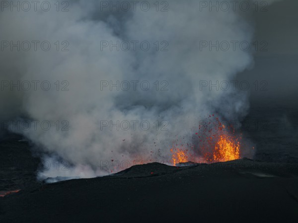 Lava, lava field, ash cloud, volcanic eruption, Sundhnúkur crater chain, July 2025, Reykjanes