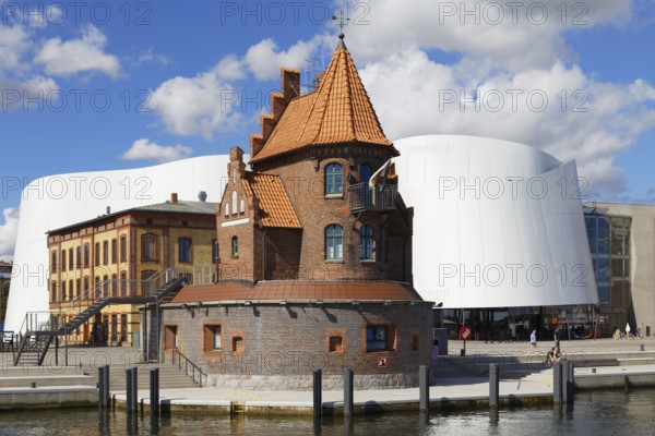 Two-storey brick building in front of Ozeaneum, formerly built as pilot house, pilot watch 1901,