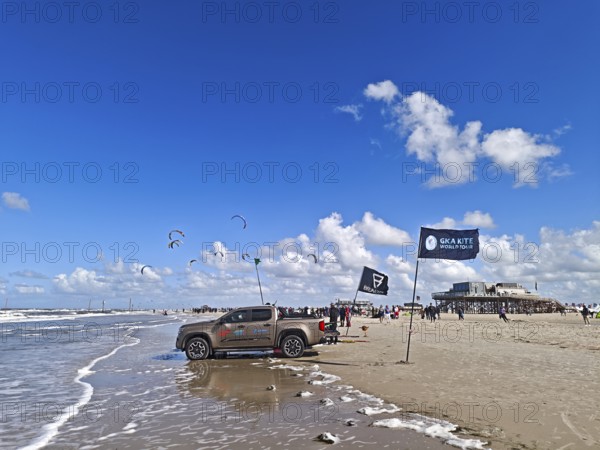 California kitesurfing Masters 2025, kitesurfing on the North Sea beach on the edge of the UNESCO