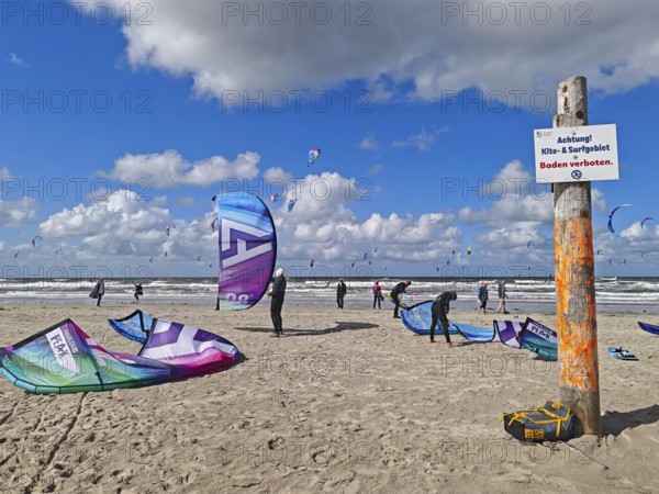 California kitesurfing Masters 2025, kitesurfing on the North Sea beach on the edge of the UNESCO
