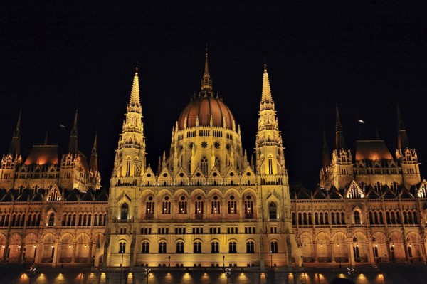 Majestic hungarian parliament building glowing at night, showcasing its stunning architecture and