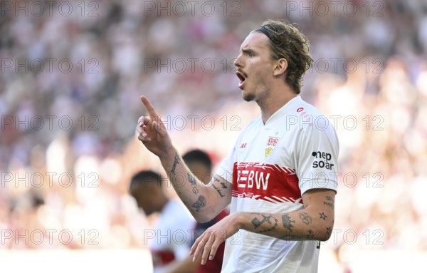 Nick Woltemade VfB Stuttgart (11) Gesture Gesture MHPArena, MHP Arena Stuttgart, Baden-Württemberg,