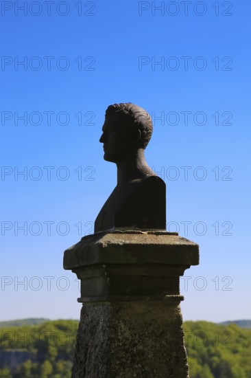 Hauff monument, bust of Wilhelm Hauff, monument modelled on the model of the Stuttgart sculptor