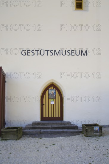 Stud museum at the Lauterquelle, door, stairs, excursion destinations, Offenhausen, municipality of