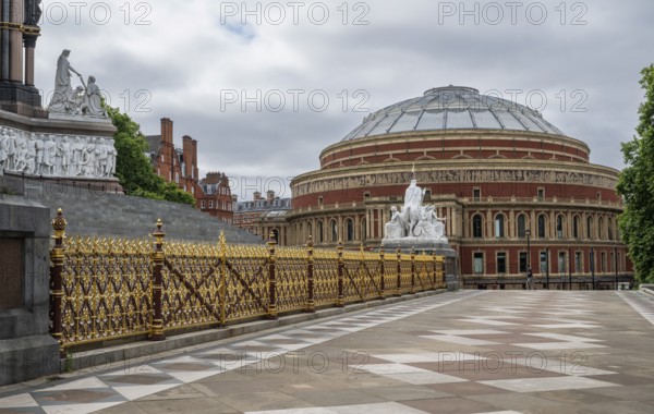Albert Memorial and Royal Albert Hall concert hall, architects Captain Francis Fowke and