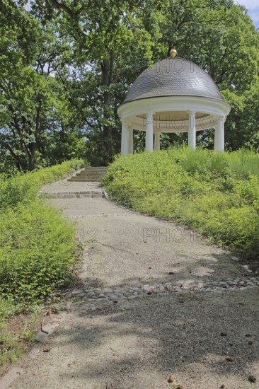 Classicist round youth temple with columns, round temple, pavilion, monopteros, palace garden,