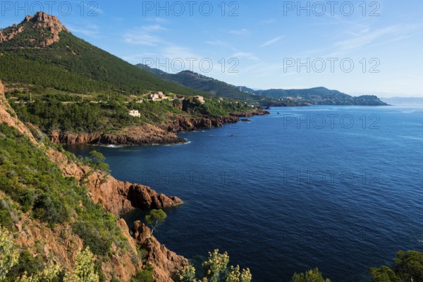 Picturesque coast and red rocks, near Anthéor, Saint-Raphaël, Massif de l'Esterel, Esterel