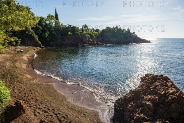 Picturesque beach and red rocks, Calanque Notre Dame, Saint-Raphaël, Massif de l'Esterel, Esterel