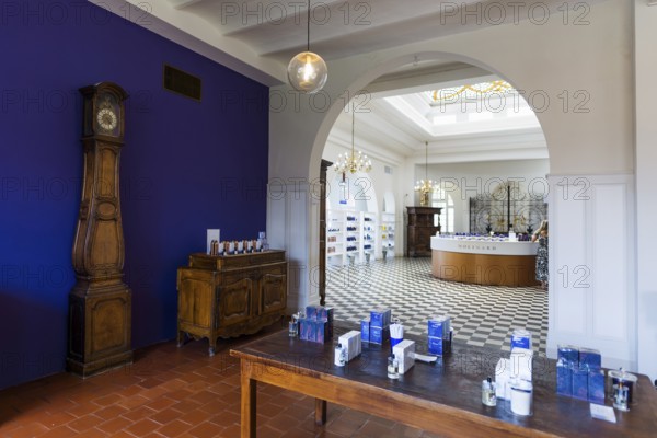 Interior view, salesroom, Perfumery Molinard, perfume manufacturer, Grasse, Alpes Maritimes,