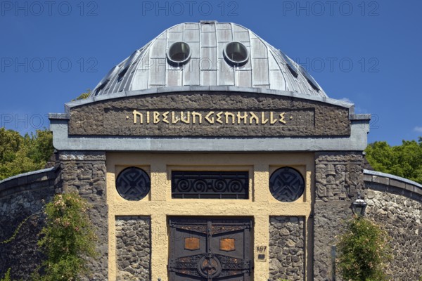 Nibelungenhalle, domed building based on an idea by Hermann Hendrich, Königswinter, North