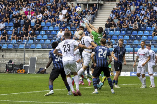Football 3rd division, 2025/26 season, matchday 1: Waldhof Mannheim v SC Verl***Lucien Hawryluk