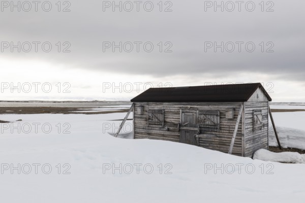 Research station, wooden hut, Kinvika, Muchinsonfjordformer research station, Muchinsonfjord,