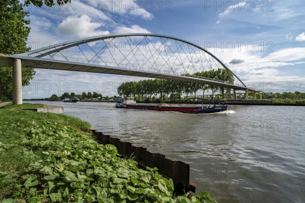 The Liniebrug, bicycle and pedestrian bridge over the Amsterdam-Rhine Canal near the village of