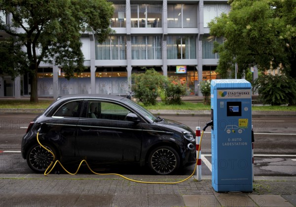 Charging station Stadtwerke Stuttgart for electric cars, charging station, e-filling station,